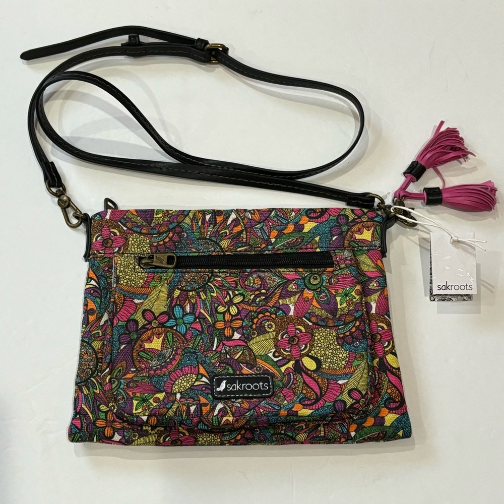SAKROOTS NWT Artist Circle Rainbow Spirit Desert Polyester Adjustable Crossbody